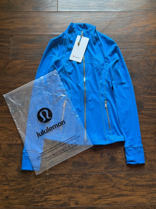 lululemon athletica Jackets & Blazers - lululemon athletica Women’s Bright Blue Zip-Up Bomber Jacket